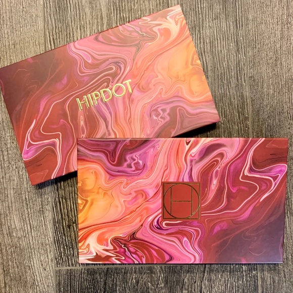 🔥SALE🔥Hipdot Zion Eyeshadow Palette - Picture 3 of 15